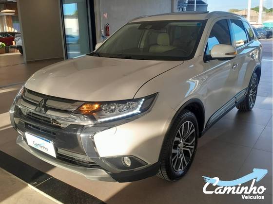 MITSUBISHI OUTLANDER 3.0 GT 4X4 V6 24V GASOLINA 4P AUTOMÁTICO